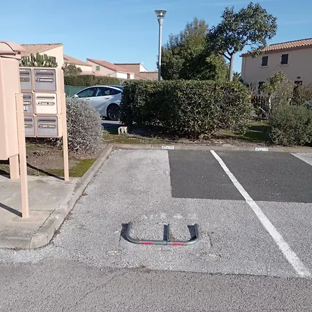 Marina St Cyprien *